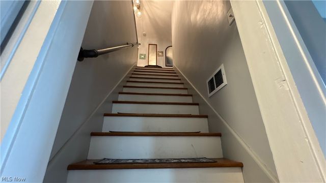 300 Concord Drive, Lorain, OH 44052