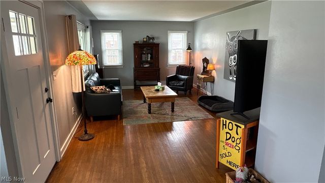 300 Concord Drive, Lorain, OH 44052