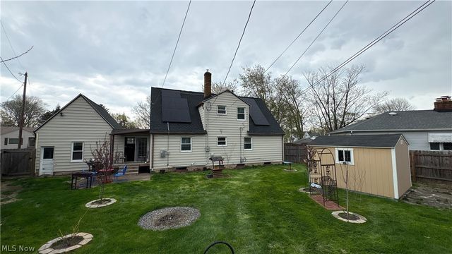 300 Concord Drive, Lorain, OH 44052