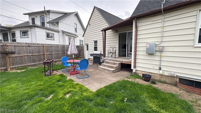300 Concord Drive, Lorain, OH 44052