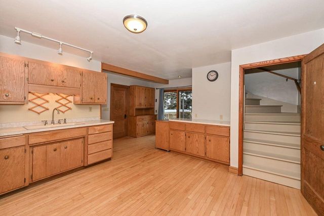 2824 S Lenox STREET, Milwaukee, WI 53207