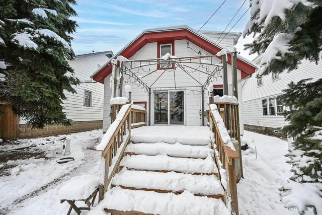 2824 S Lenox STREET, Milwaukee, WI 53207