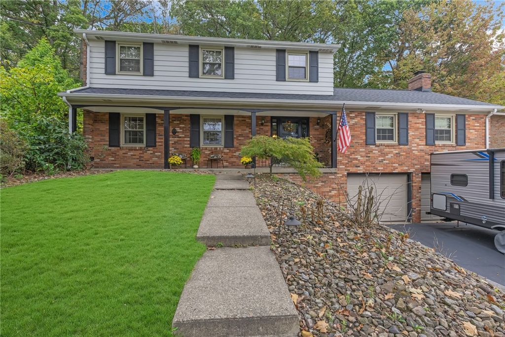 205 Shadyside Drive, Center Twp, PA 15001