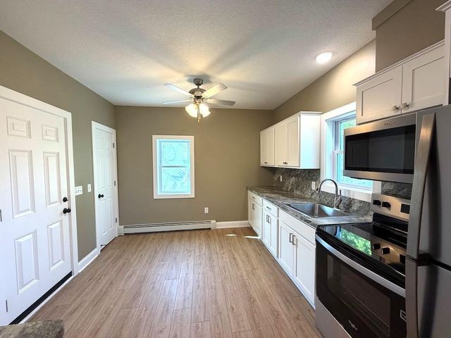 892 4th Street E, Saint Paul, MN 55106