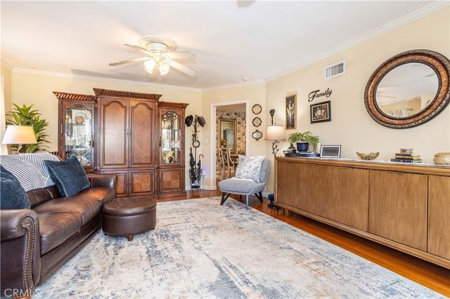 11117 Sylvan, North Hollywood, CA 91606