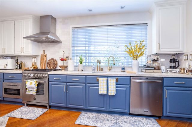 11117 Sylvan, North Hollywood, CA 91606