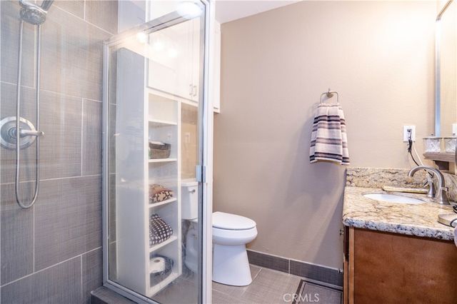 11117 Sylvan, North Hollywood, CA 91606