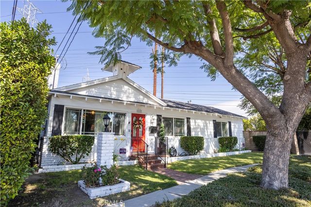 11117 Sylvan, North Hollywood, CA 91606