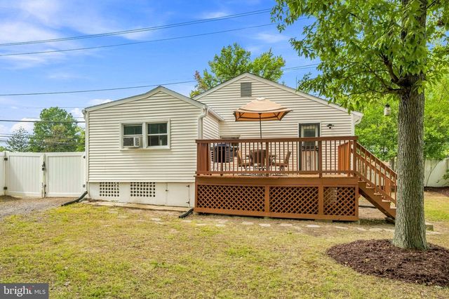 8004 ALLENTOWN RD, Fort Washington, MD 20744