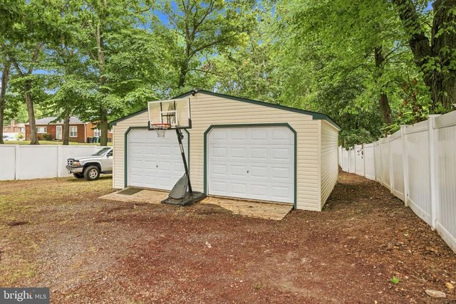 8004 ALLENTOWN RD, Fort Washington, MD 20744