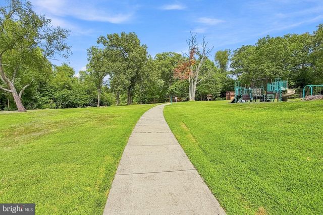 8004 ALLENTOWN RD, Fort Washington, MD 20744