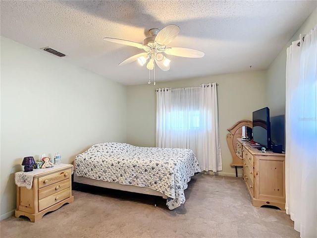 8955 SW 104TH PLACE, Ocala, FL 34481