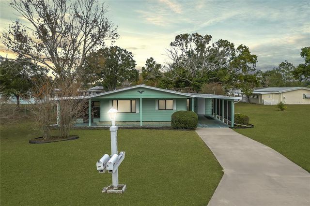 8955 SW 104TH PLACE, Ocala, FL 34481