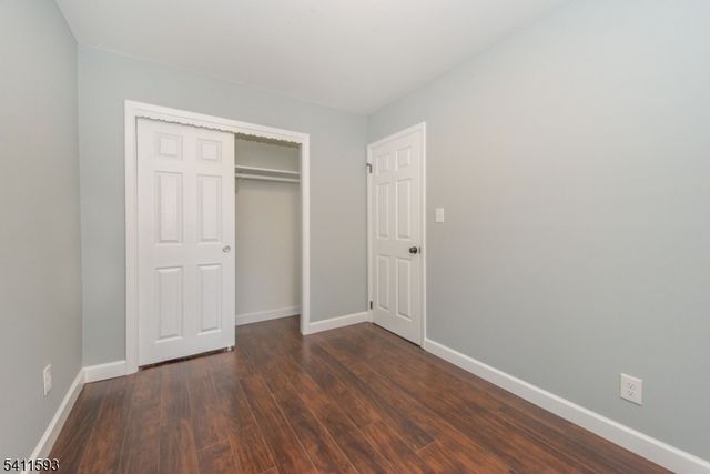 46 Center St, Clifton City, NJ 07011