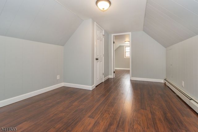 46 Center St, Clifton City, NJ 07011