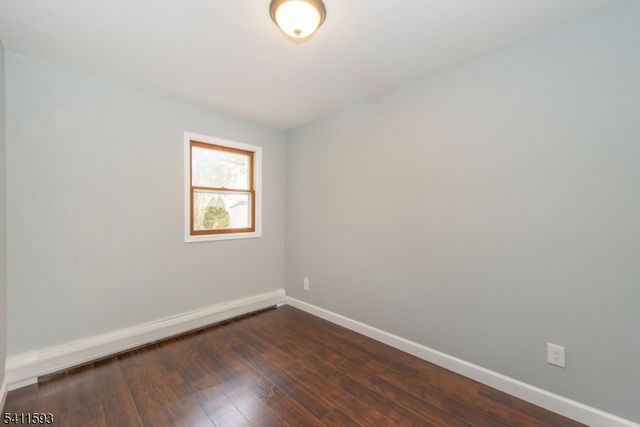 46 Center St, Clifton City, NJ 07011