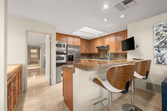 24 Columbia Drive, Rancho Mirage, CA 92270