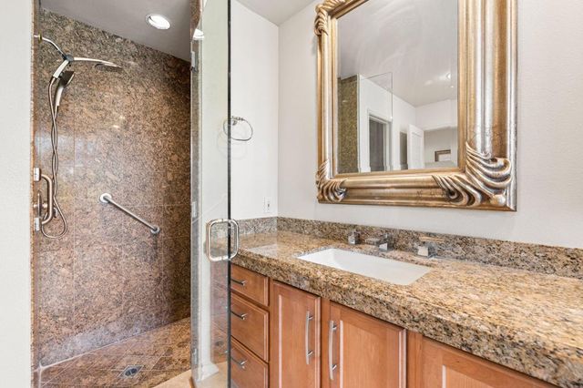 24 Columbia Drive, Rancho Mirage, CA 92270