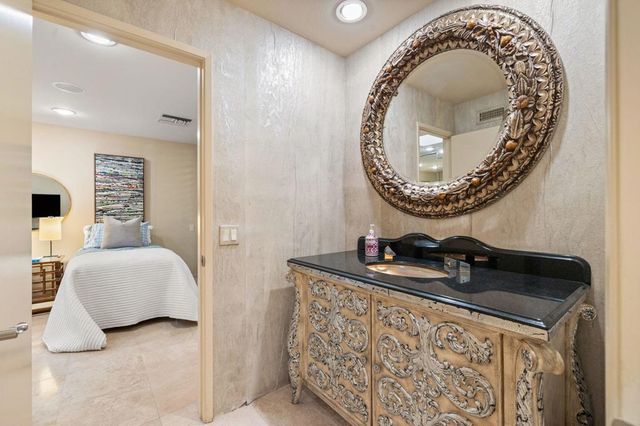 24 Columbia Drive, Rancho Mirage, CA 92270