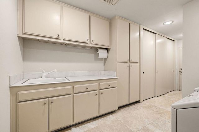 24 Columbia Drive, Rancho Mirage, CA 92270