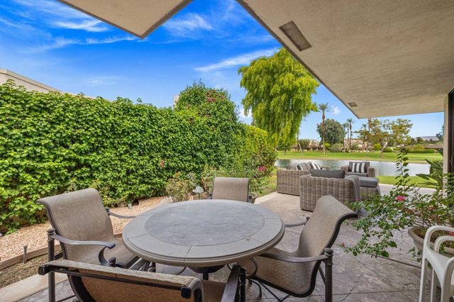24 Columbia Drive, Rancho Mirage, CA 92270