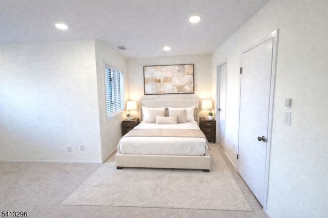 52 Cambridge Ct, Madison Boro, NJ 07940