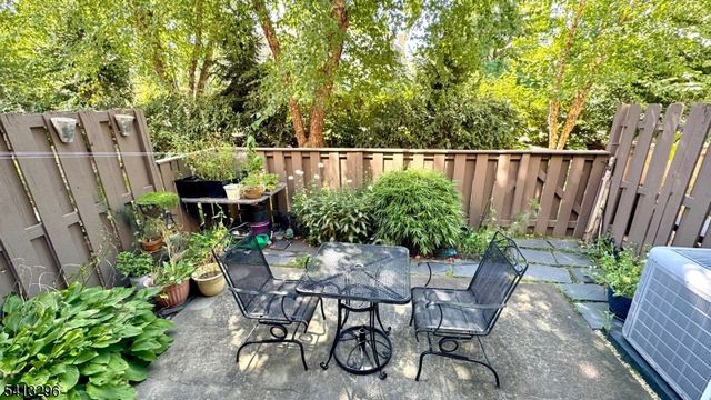 52 Cambridge Ct, Madison Boro, NJ 07940