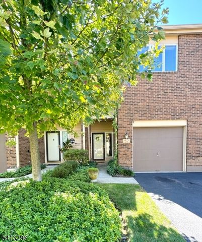 52 Cambridge Ct, Madison Boro, NJ 07940