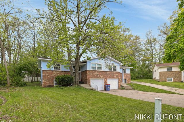 2417-2419 Edgewood Avenue, Grand Rapids, MI 49546
