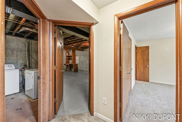2417-2419 Edgewood Avenue, Grand Rapids, MI 49546