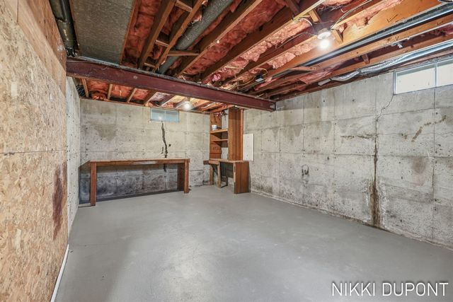 2417-2419 Edgewood Avenue, Grand Rapids, MI 49546