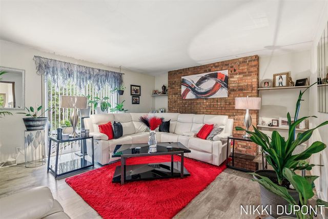 2417-2419 Edgewood Avenue, Grand Rapids, MI 49546