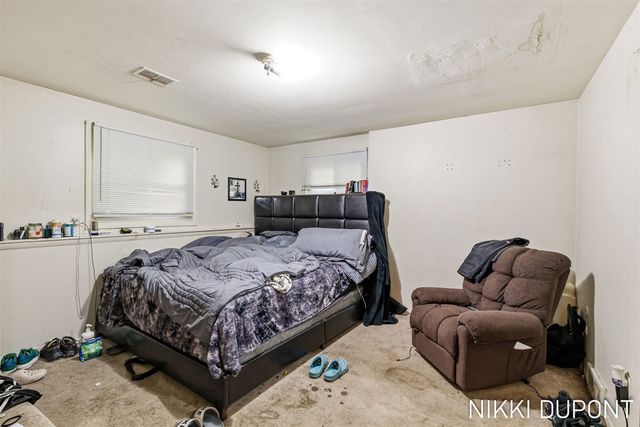 2417-2419 Edgewood Avenue, Grand Rapids, MI 49546