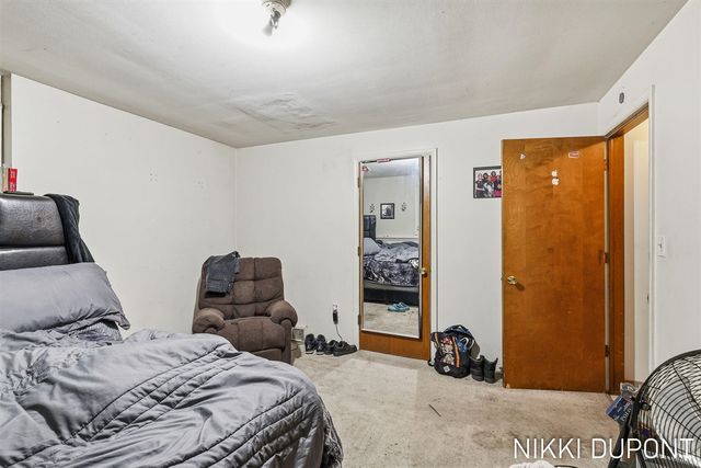 2417-2419 Edgewood Avenue, Grand Rapids, MI 49546