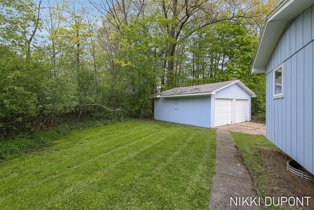 2417-2419 Edgewood Avenue, Grand Rapids, MI 49546