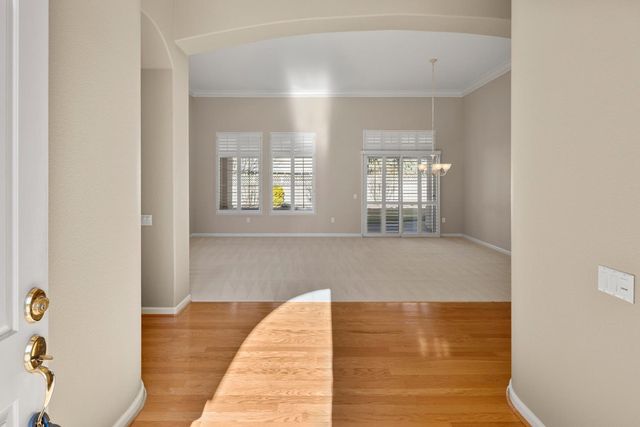 6141 Strawberry Station Loop, Roseville, CA 95747