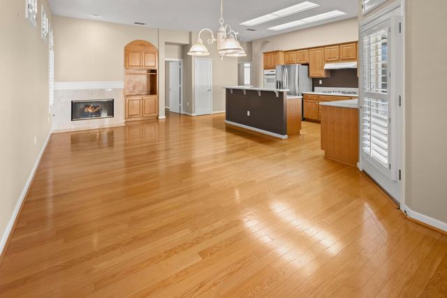 6141 Strawberry Station Loop, Roseville, CA 95747