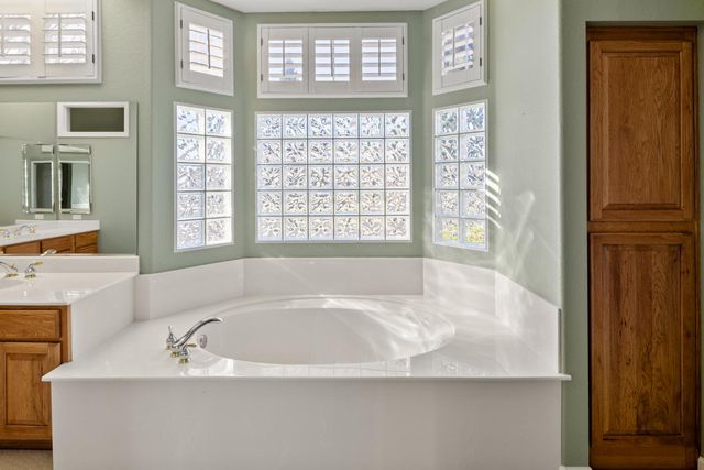 6141 Strawberry Station Loop, Roseville, CA 95747