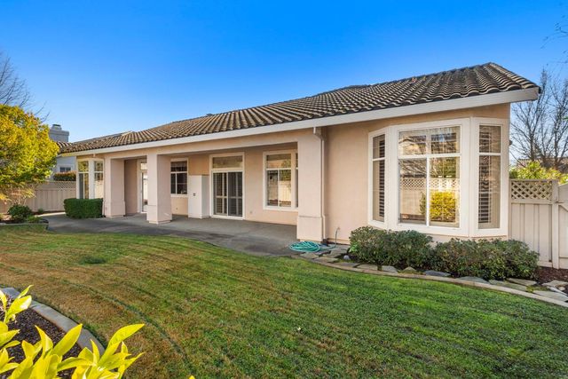 6141 Strawberry Station Loop, Roseville, CA 95747