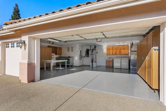 6141 Strawberry Station Loop, Roseville, CA 95747