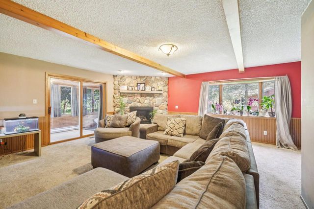 215 S Pine CIRCLE, Whitewater, WI 53190