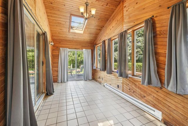 215 S Pine CIRCLE, Whitewater, WI 53190