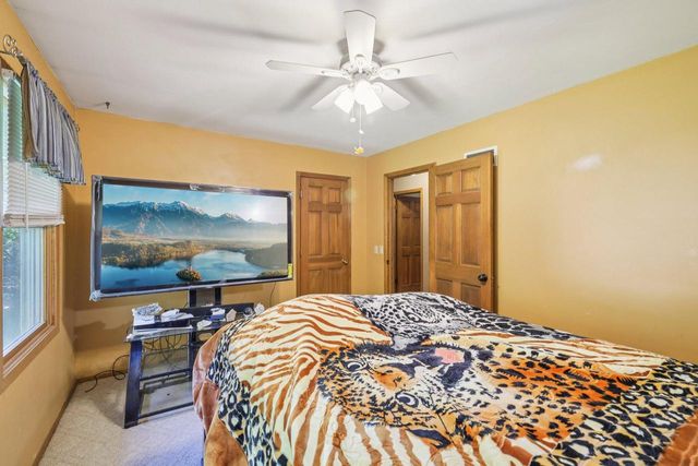 215 S Pine CIRCLE, Whitewater, WI 53190