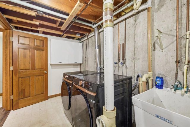 215 S Pine CIRCLE, Whitewater, WI 53190