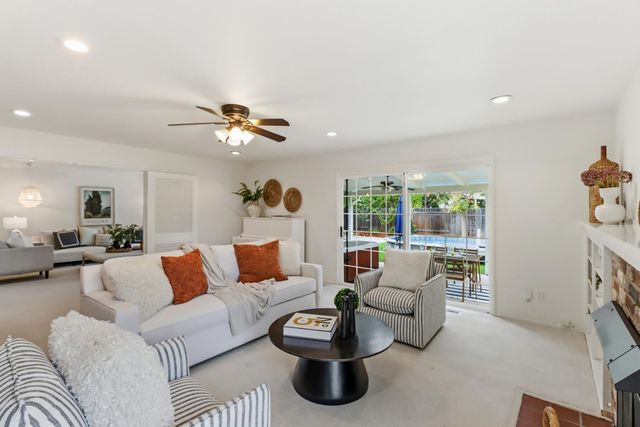 618 Elmwood Dr, Davis, CA 95616