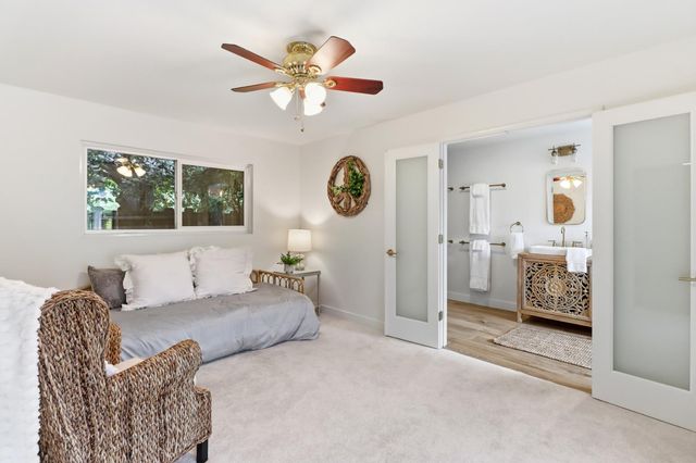 618 Elmwood Dr, Davis, CA 95616