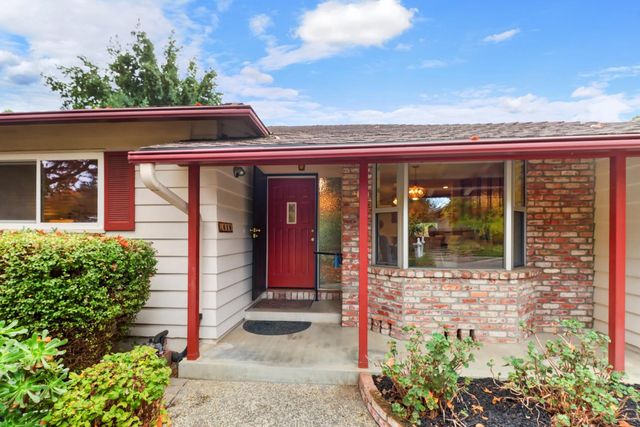 618 Elmwood Dr, Davis, CA 95616