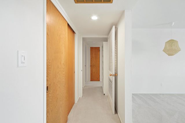 618 Elmwood Dr, Davis, CA 95616