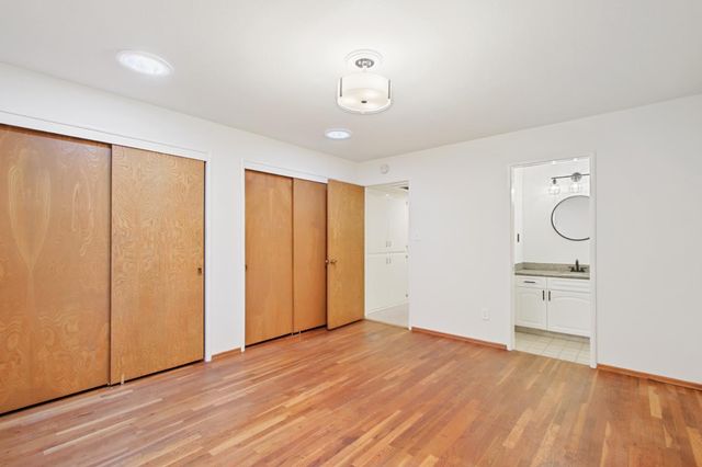 618 Elmwood Dr, Davis, CA 95616