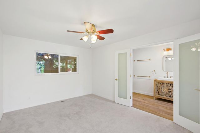 618 Elmwood Dr, Davis, CA 95616